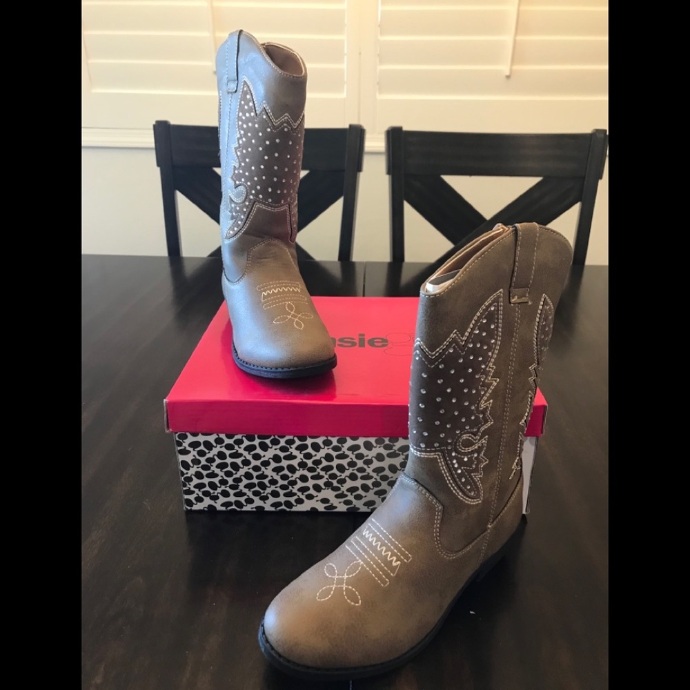 Kenzie Girl Embellished Western Style Boots - Picture 2 of 8